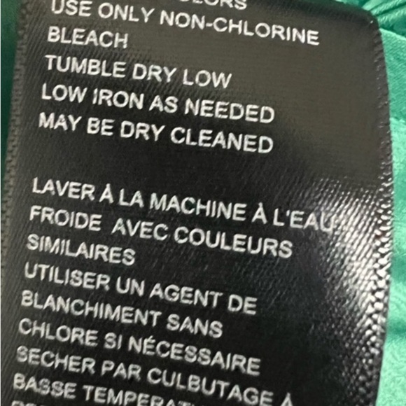 Urban Outfitters Caroleena Emerald Green Ruched Cropped Puff Sleeve Blou… - Picture 8 of 10